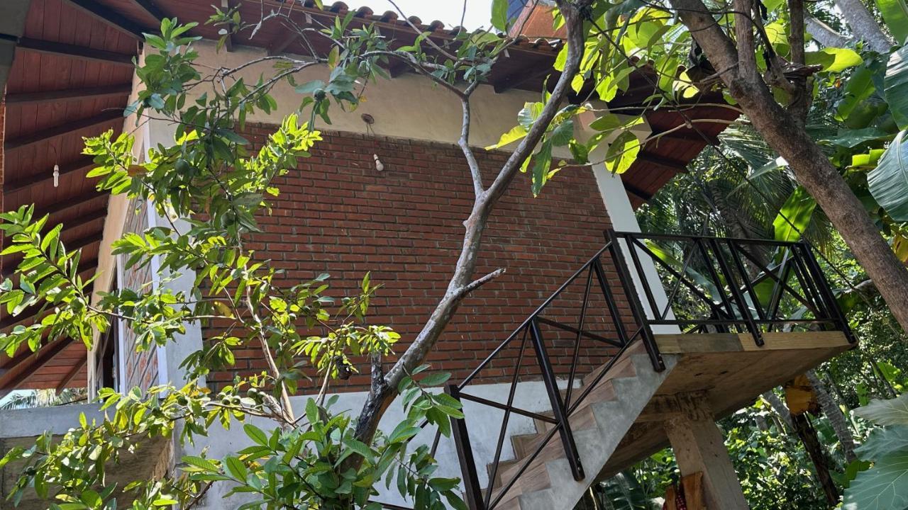 Dosemo Cabana Induruwa Exterior foto